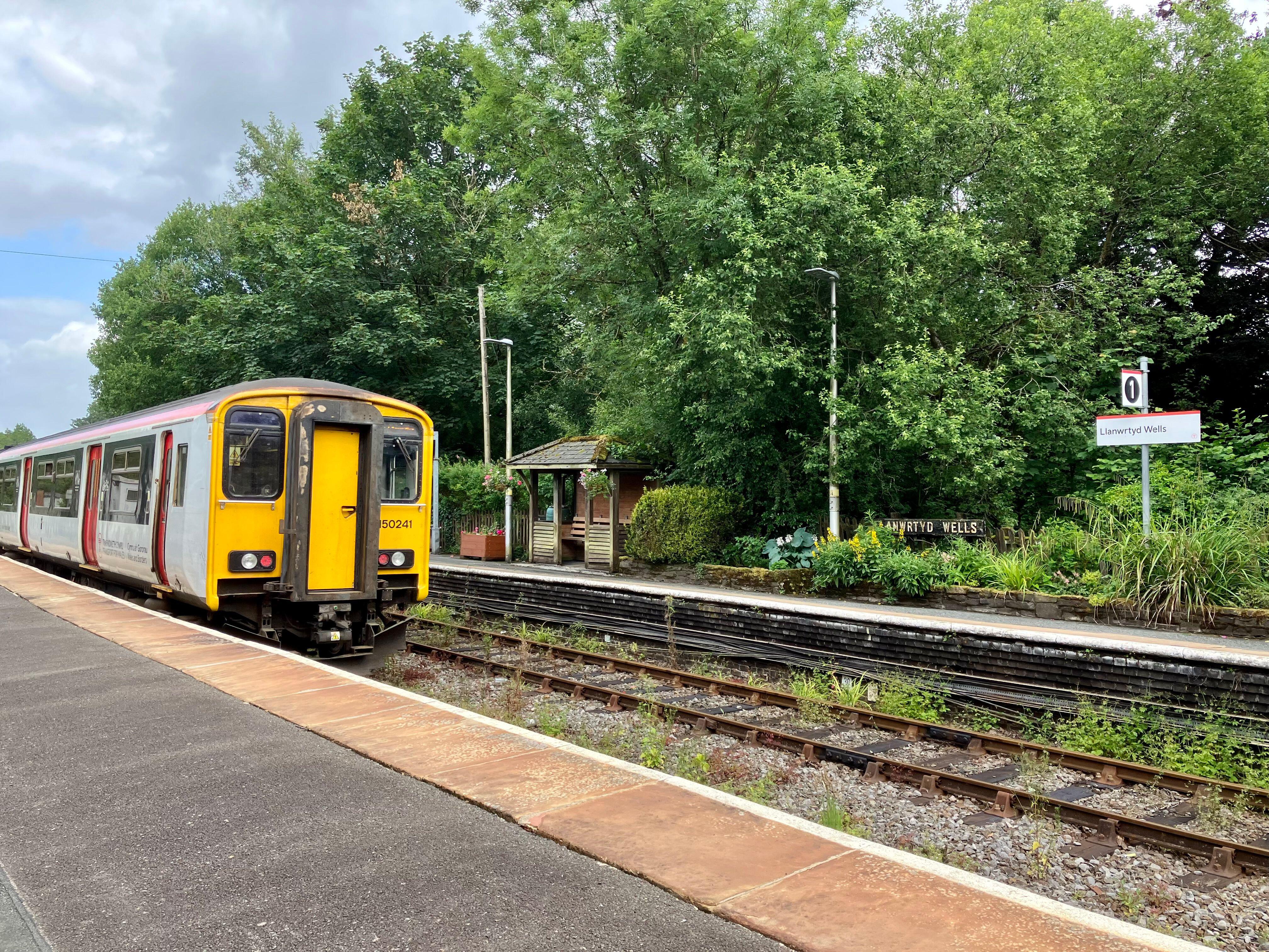 The train runs from Shrewsbury to Swansea