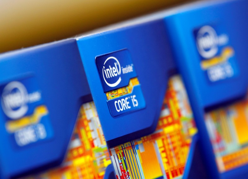 Intel shares rise on $8.5 billion government grant
