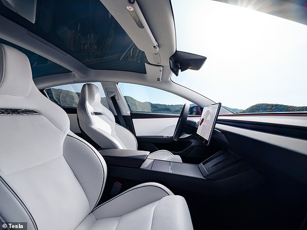 The rest of the Model 3 Performance cabin follows the same minimal look Tesla is known for, with that main 15.4-inch touchscreen