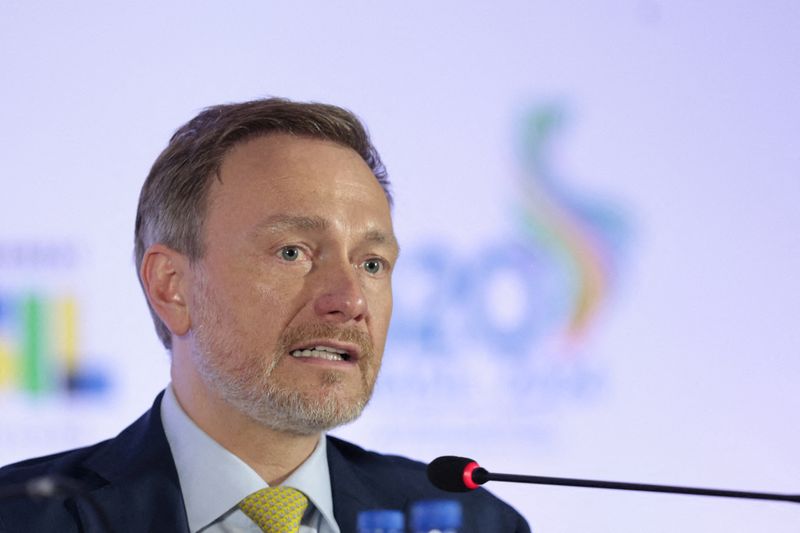 © Reuters. FILE PHOTO: Germany's Minister of Finance Christian Lindner speaks during a press conference during the G20 Finance Ministers and Central Banks Governors' meeting, in Sao Paulo, Brazil, February 29, 2024. REUTERS/Carla Carniel/File Photo