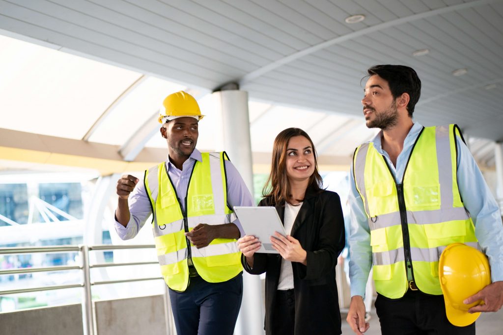 Why Should Your Business Hire a Facilities Management Company?